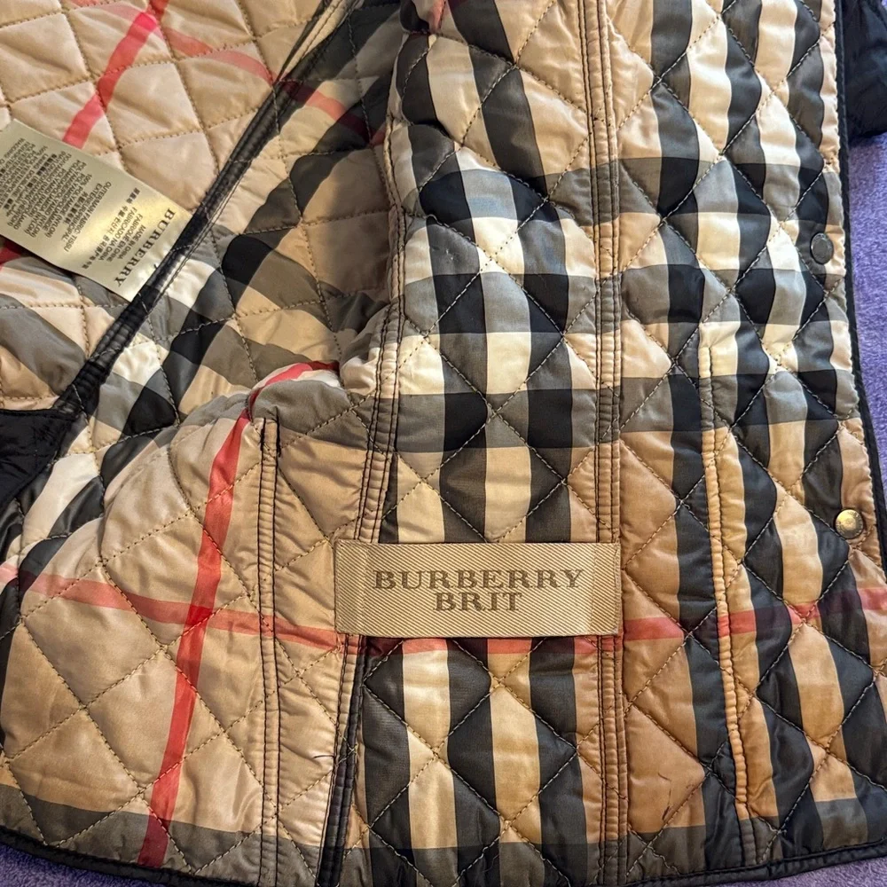 Burberry Quilted Black Jacket medium - Picture 3 of 6